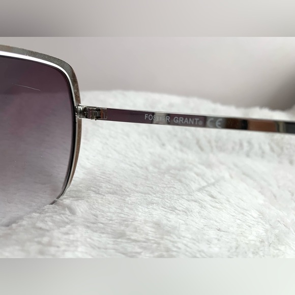 ✨SOLD✨ BLK & Silv Sq Sunnies - Picture 7 of 9